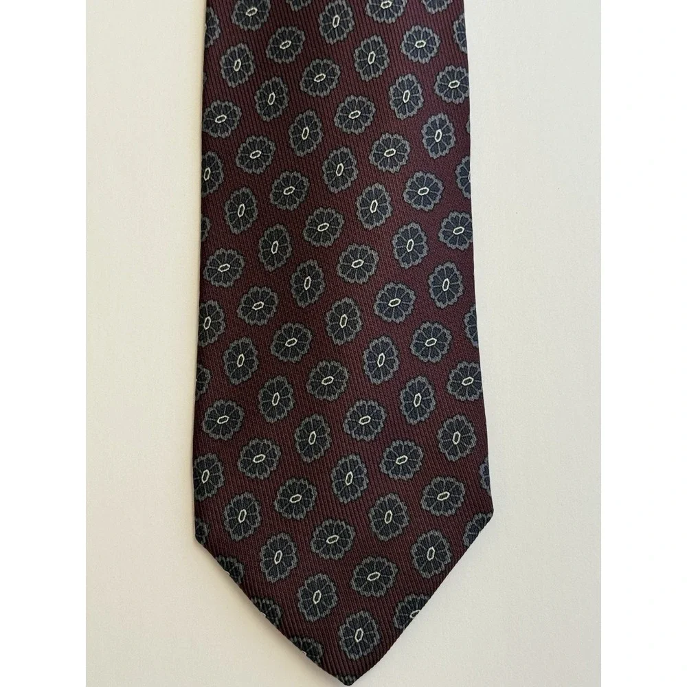 ROBERT TALBOTT 100% Imported Silk Tie‎ Purple/Gray Floral - Made In USA - EUC